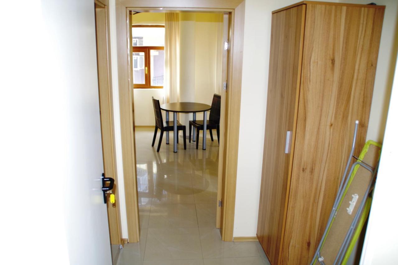 Azura Garden Apartments Tsjernomorets Eksteriør bilde